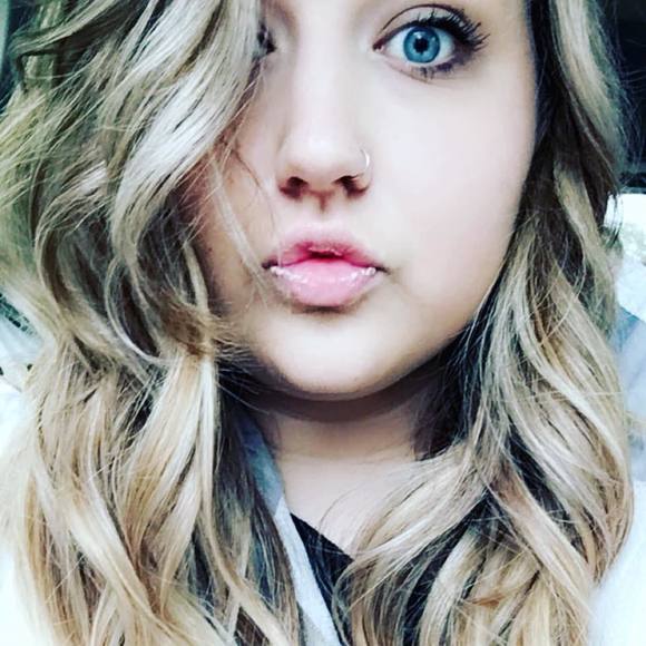 sarah_etzel